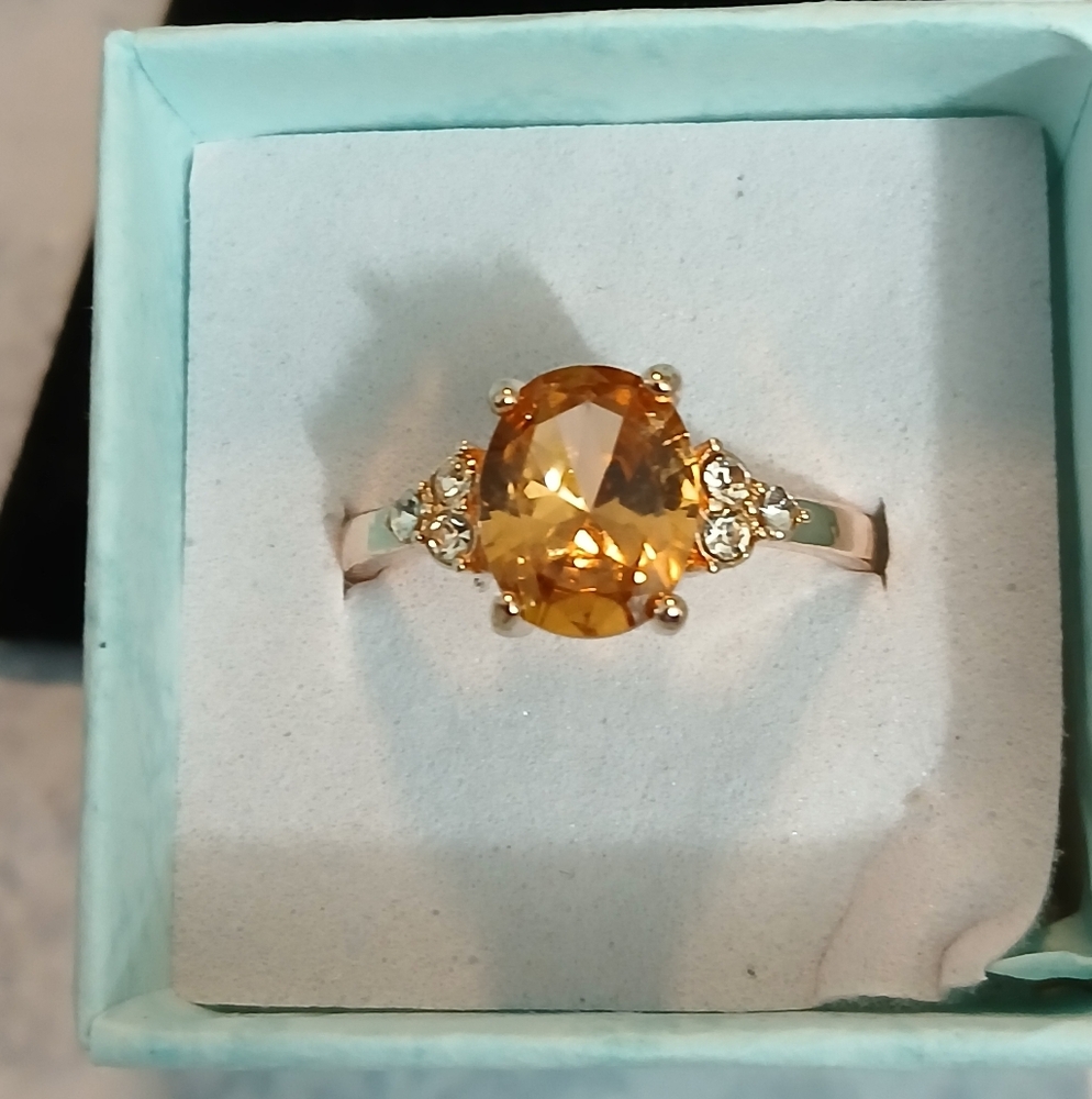 Elegant Gold and Silver Gemstone Ring